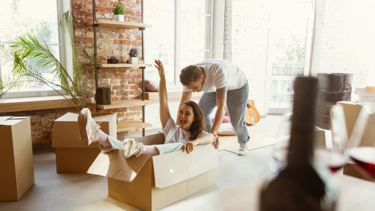 4 dicas cruciais para juntar dinheiro e comprar um apê